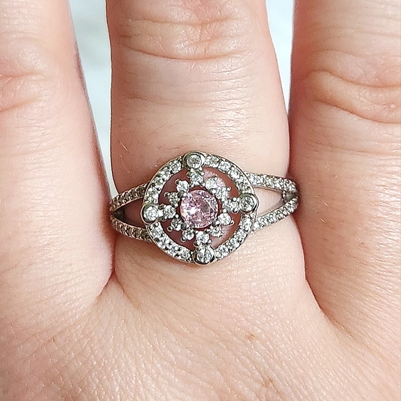 NWT Ryze Princess Pink Cubic Zirconia .925 Sterling Silver Ring - Size 8.75 - Picture 7 of 8